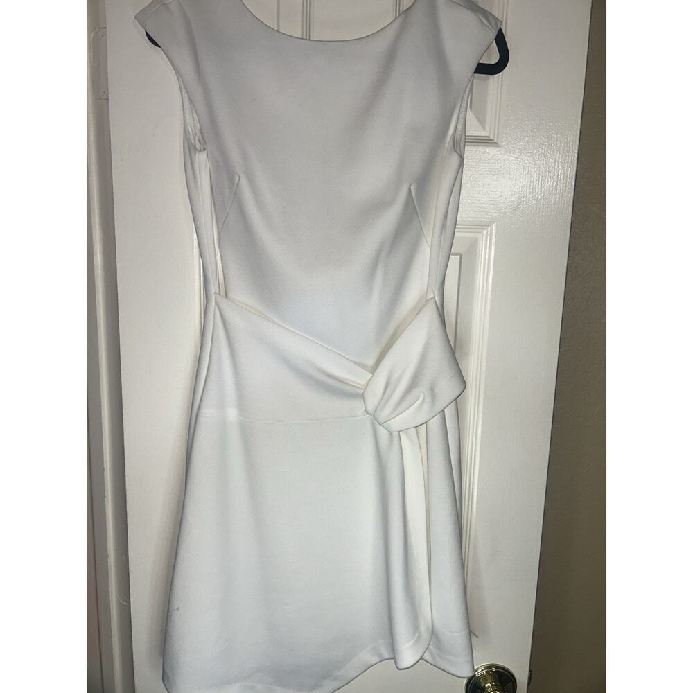 DKNY White Sheath Dress Cap Sleeve Sizes 0 Wedding. Formal Cocktail - Picture 6 of 8